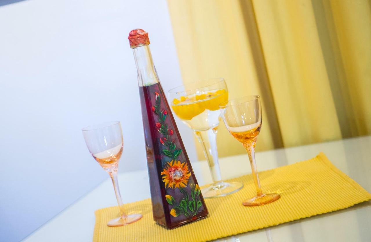 Yellow Lily Mostar Apartman Екстериор снимка