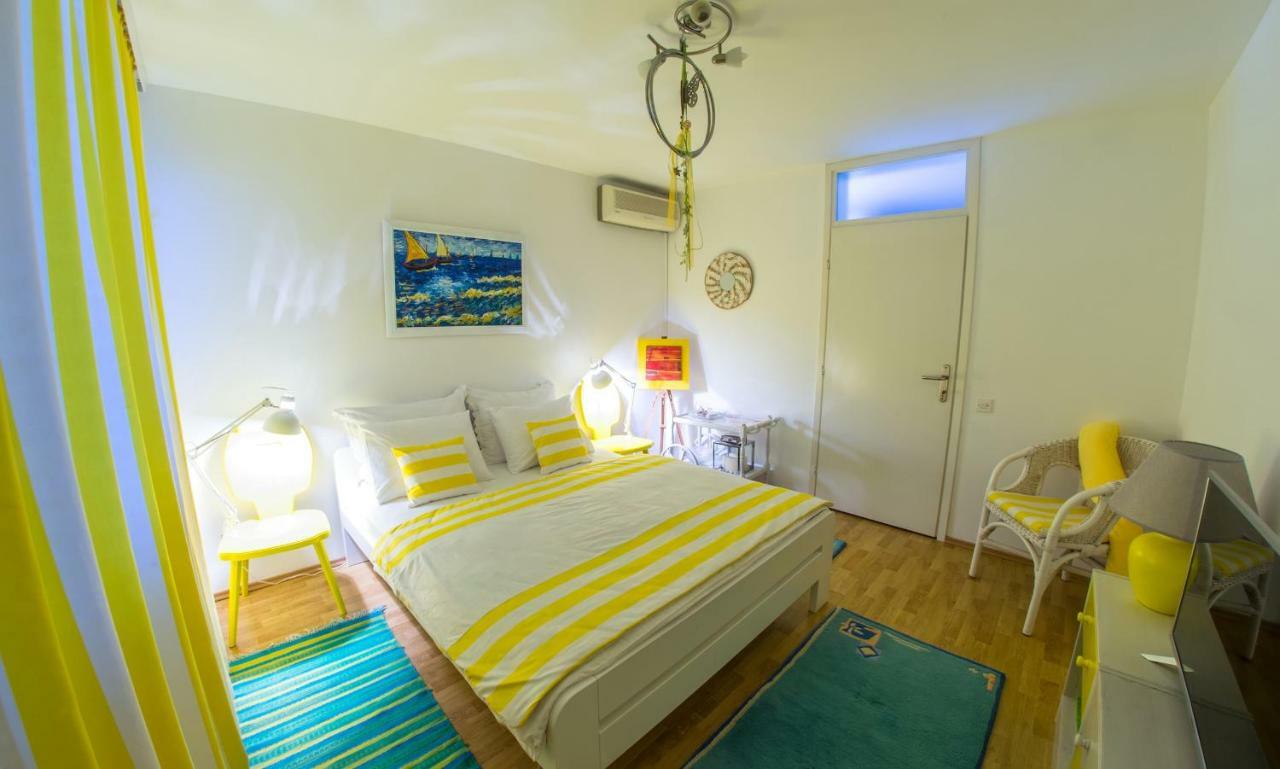 Yellow Lily Mostar Apartman Екстериор снимка