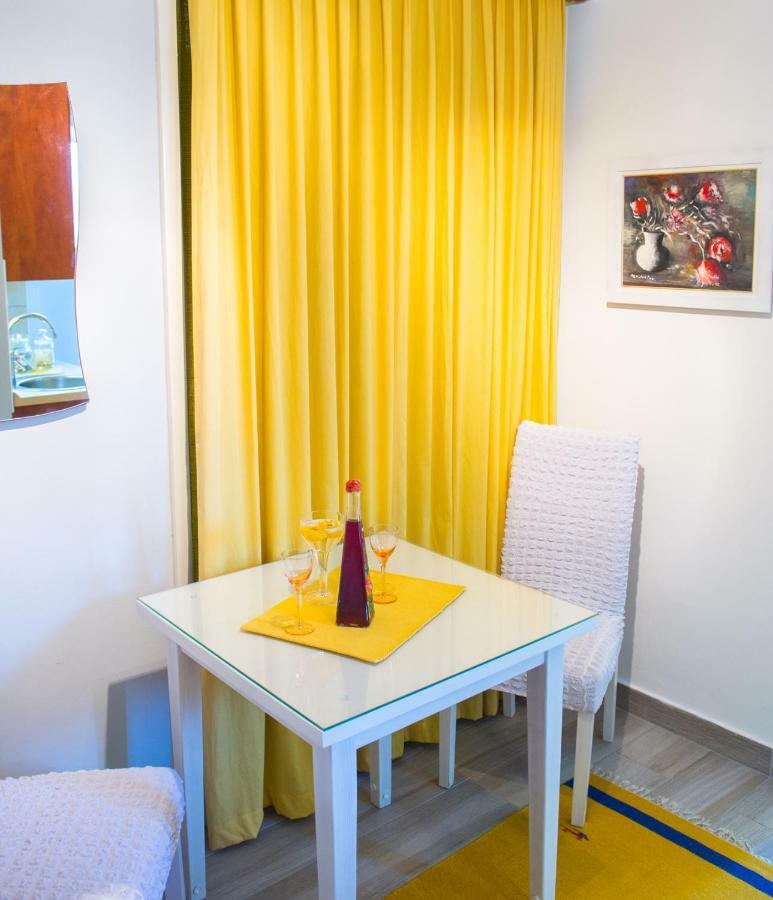 Yellow Lily Mostar Apartman Екстериор снимка