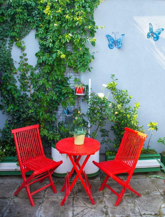 Yellow Lily Mostar Apartman Екстериор снимка