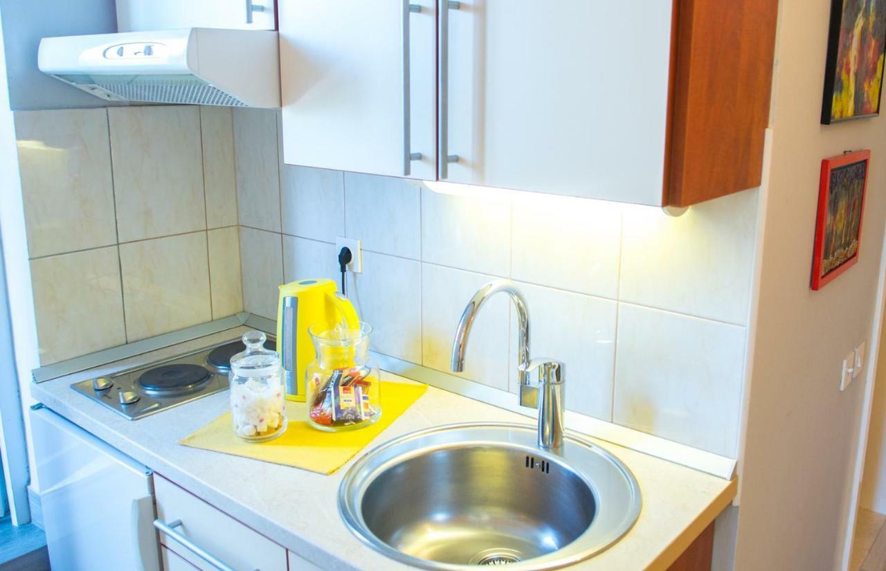 Yellow Lily Mostar Apartman Екстериор снимка